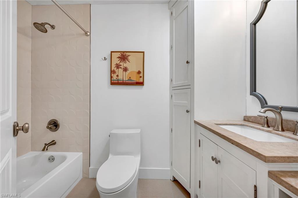 LAKE PARK - Residential