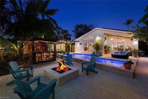 1155 12th ST N NAPLES FL 34102