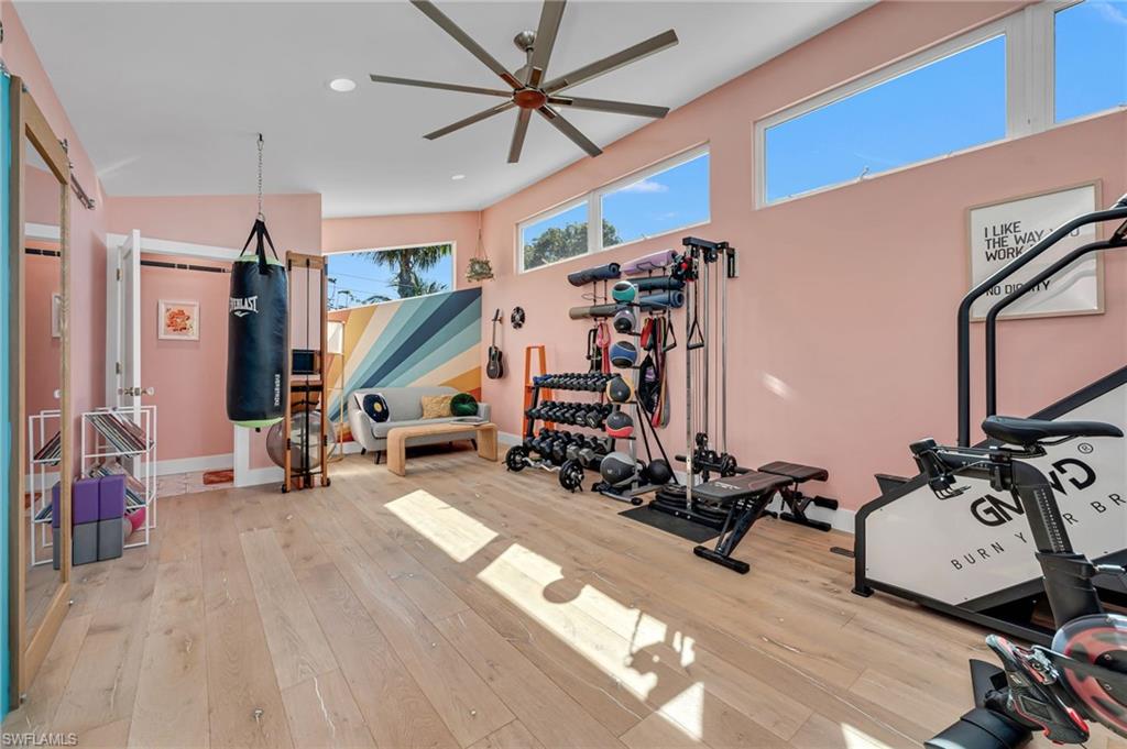 LAKE PARK - Residential