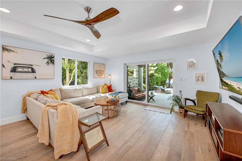 LAKE PARK - Residential