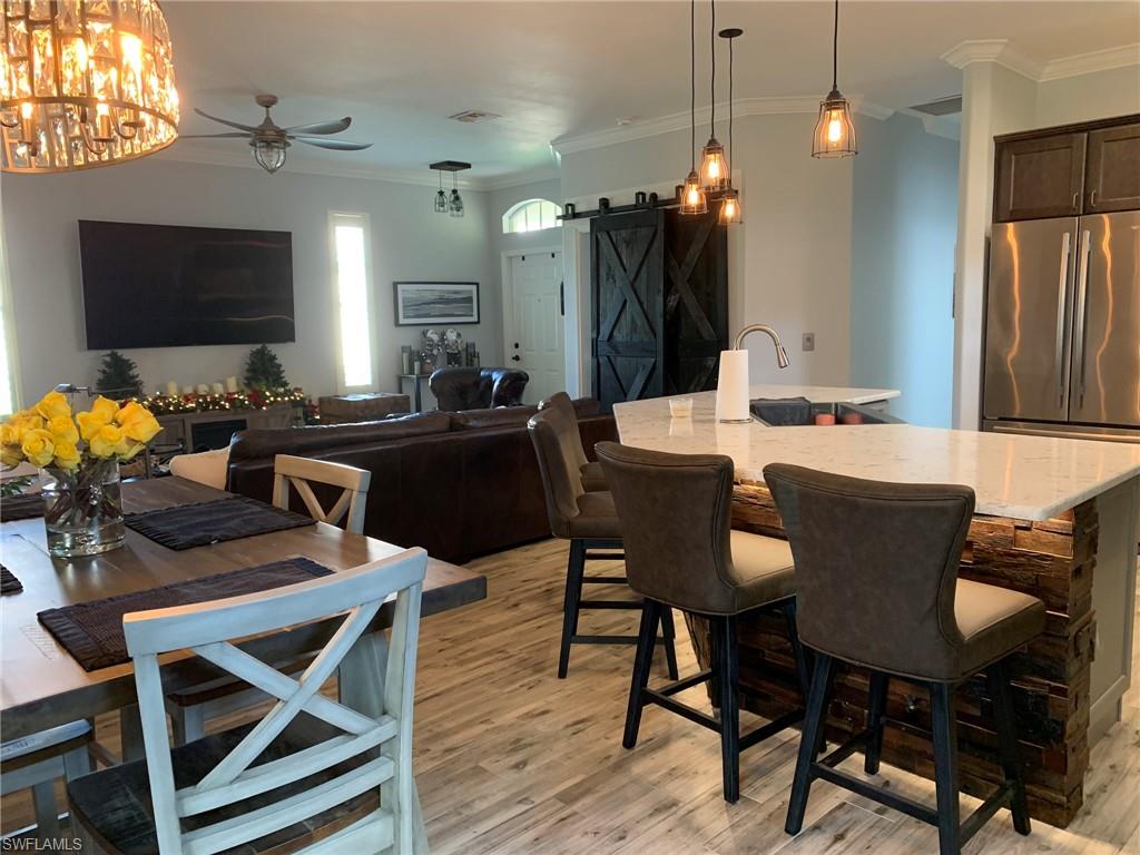 LANGSHIRE - Residential