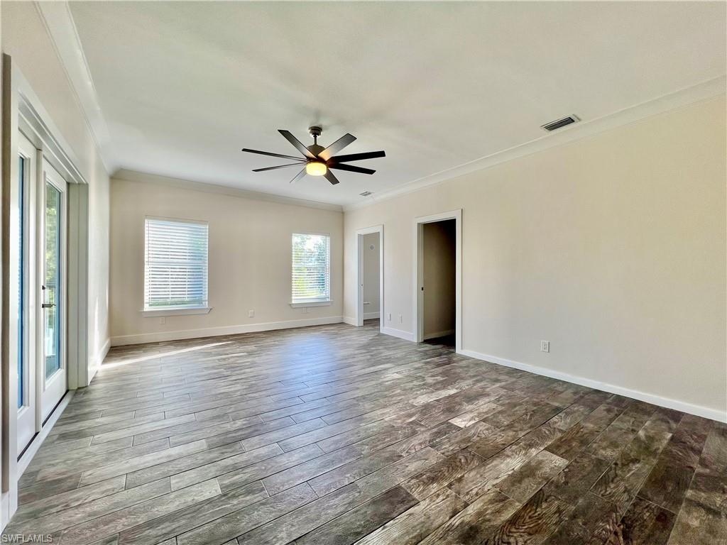 NAPLES SOUTH - Residential