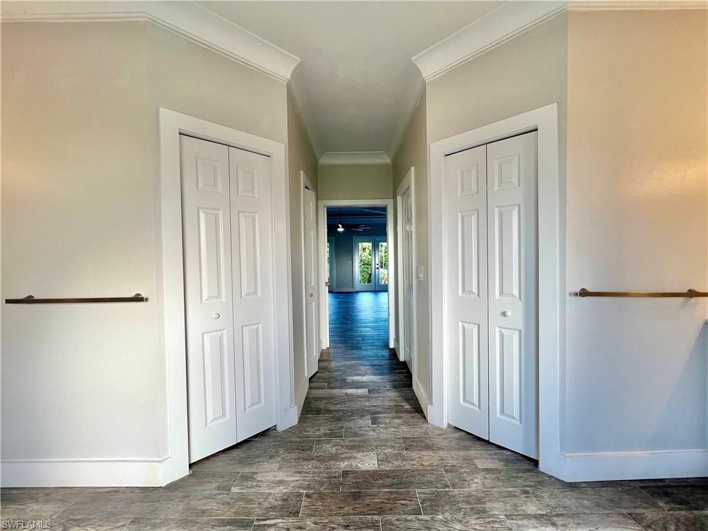 NAPLES SOUTH - Residential