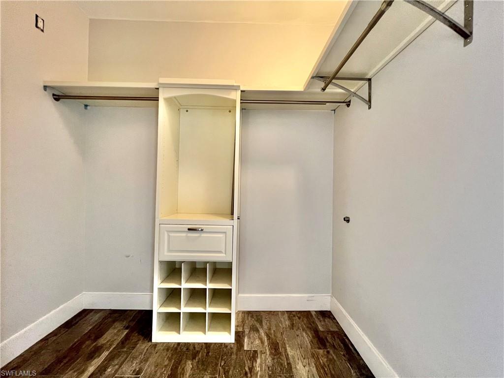 NAPLES SOUTH - Residential