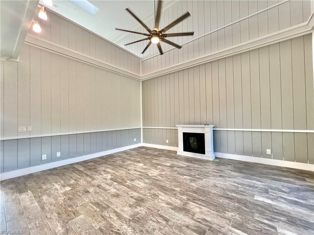 NAPLES SOUTH - Residential