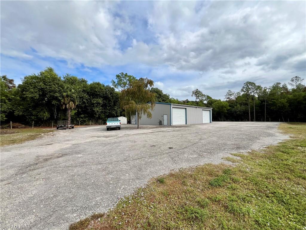 NAPLES SOUTH - Residential