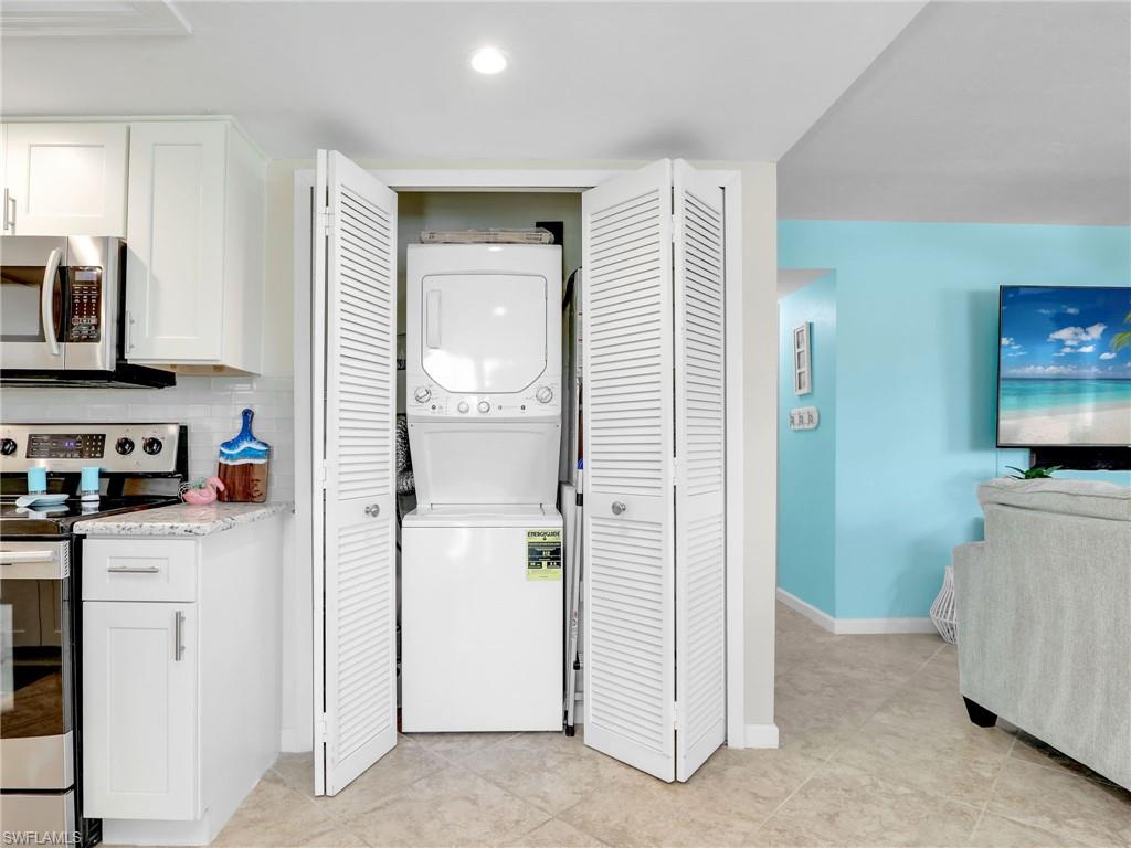 RENDEZVOUS CONDO - Residential