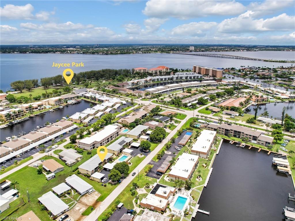 RENDEZVOUS CONDO - Residential