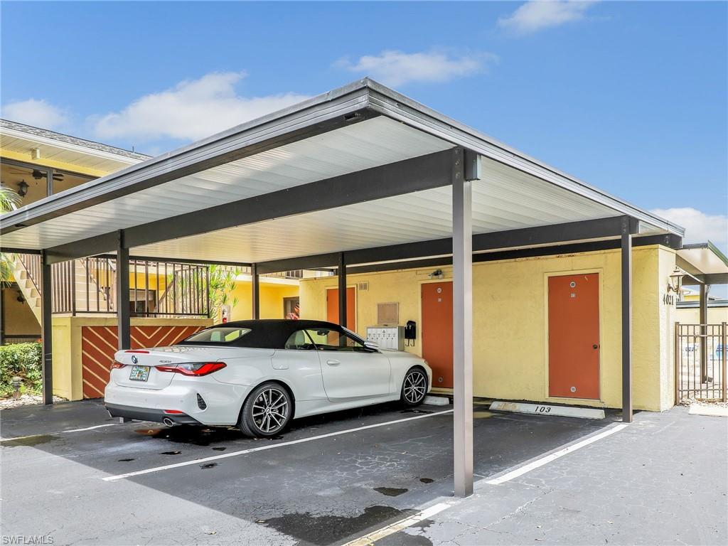 RENDEZVOUS CONDO - Residential