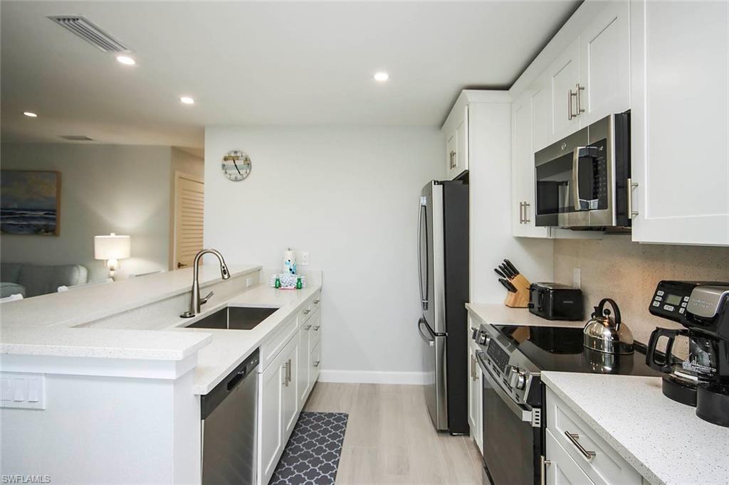 SANIBEL ARMS WEST CONDO - Residential