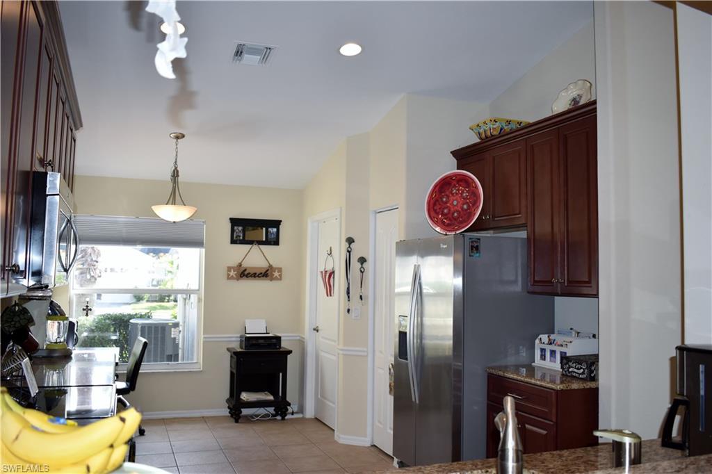 IBIS COVE - Residential