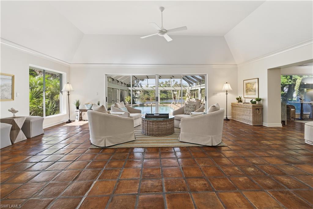 PORT ROYAL - Residential Lease