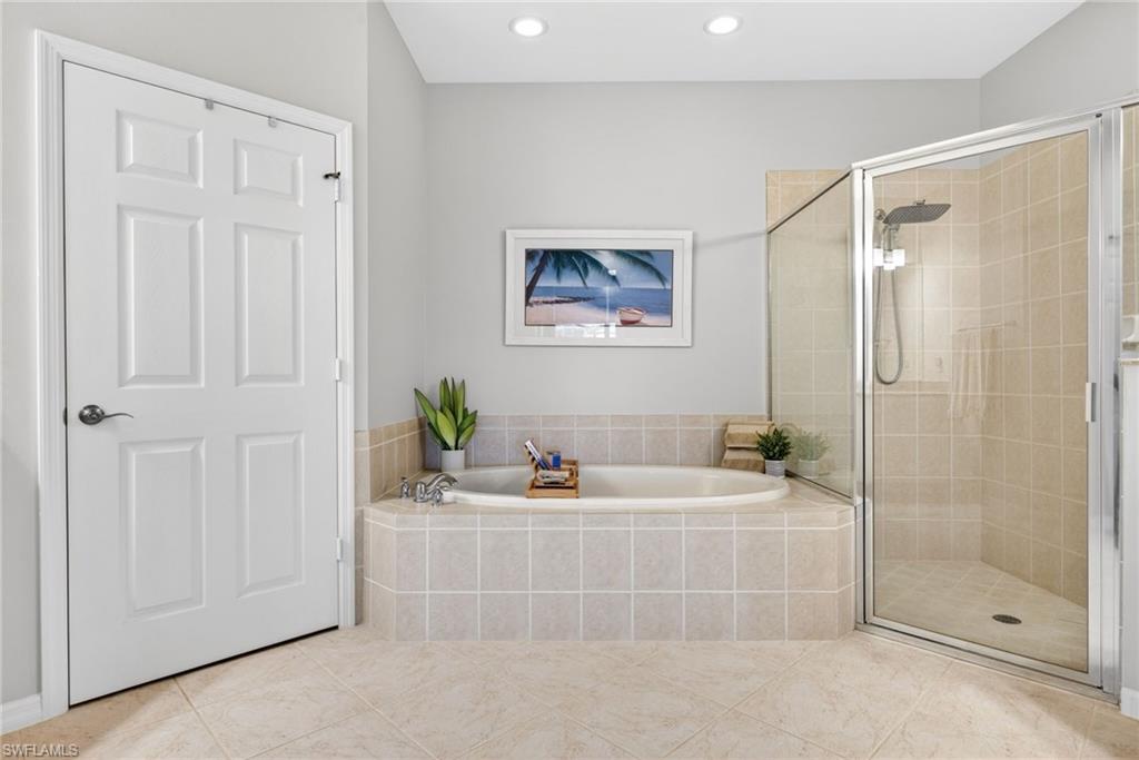 ASHTON OAKS - Residential