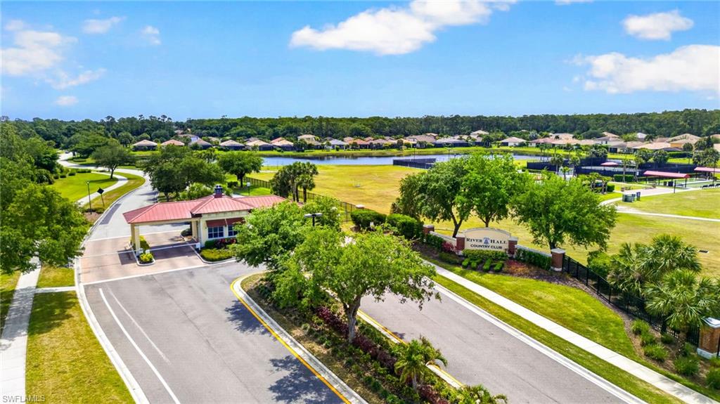 ASHTON OAKS - Residential