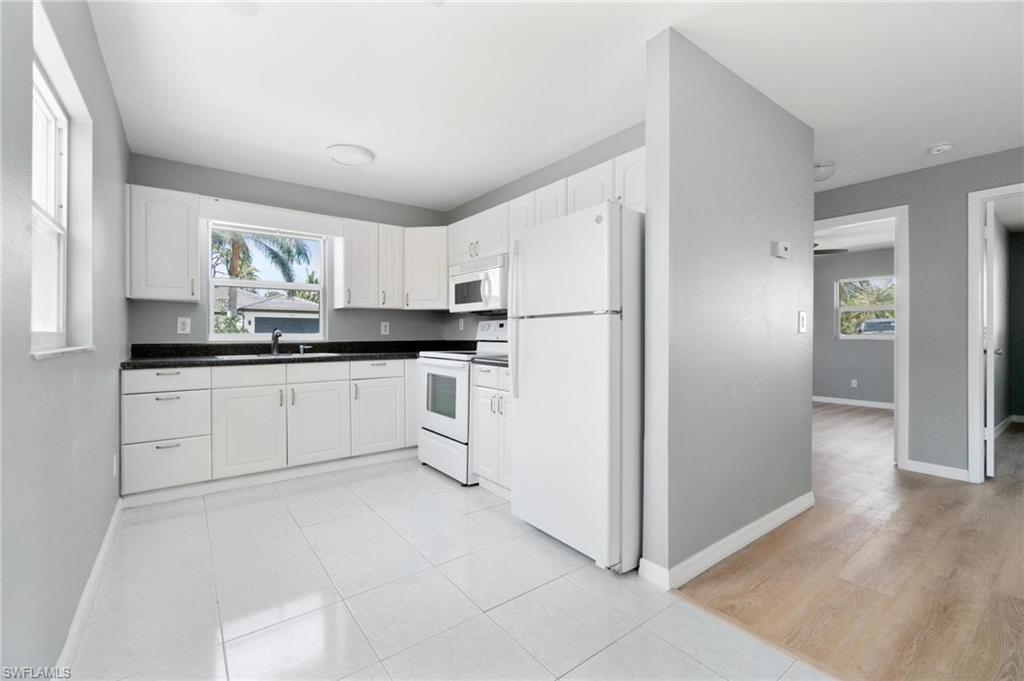 IMPERIAL SHORES - Residential