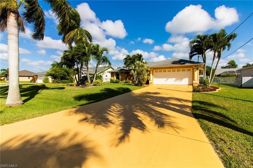 LOCATION LOCATION LOCATION and now brand new roof  is being install ! Great property in the beautiful neighborhood of SW Cape Coral across from Gulf access homes . Conveniently located to shoppings, parks, schools restaurants and Cape Harbour area . Beautiful fenced in back yard  with lots of palm trees and well maintained pool area with pool heater for cooler winter months.
Professionally designed window treatments, open floor plan bright and ready to move in. Granite countertops in the kitchen  and bathrooms. Painted in 2018 replaced A/C unit and freshly painted driveway.  Come and take a look as this one won't last long!