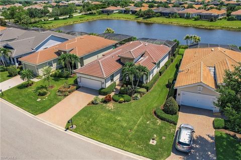 Ranch in FORT MYERS FL 12620 Fairway Cove CT.jpg