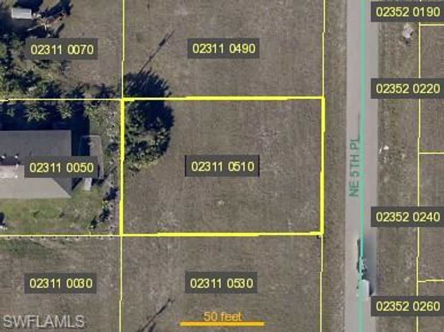 Nice north east lot perfect to build on.