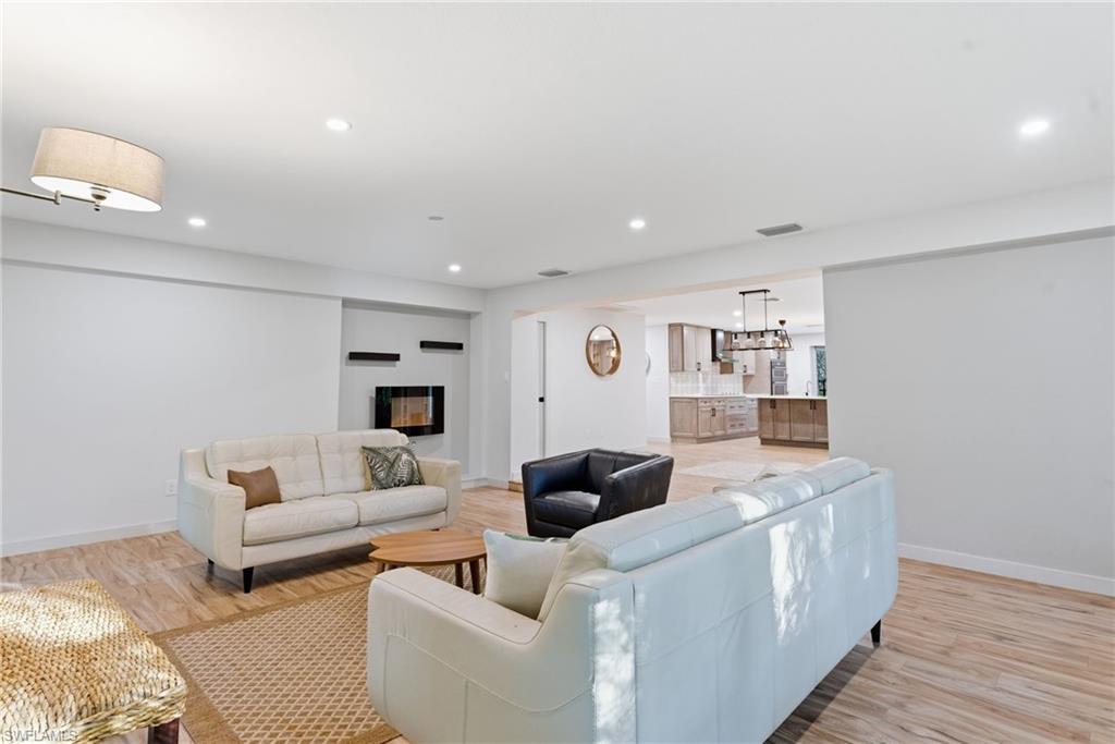 BUCKINGHAM - Residential