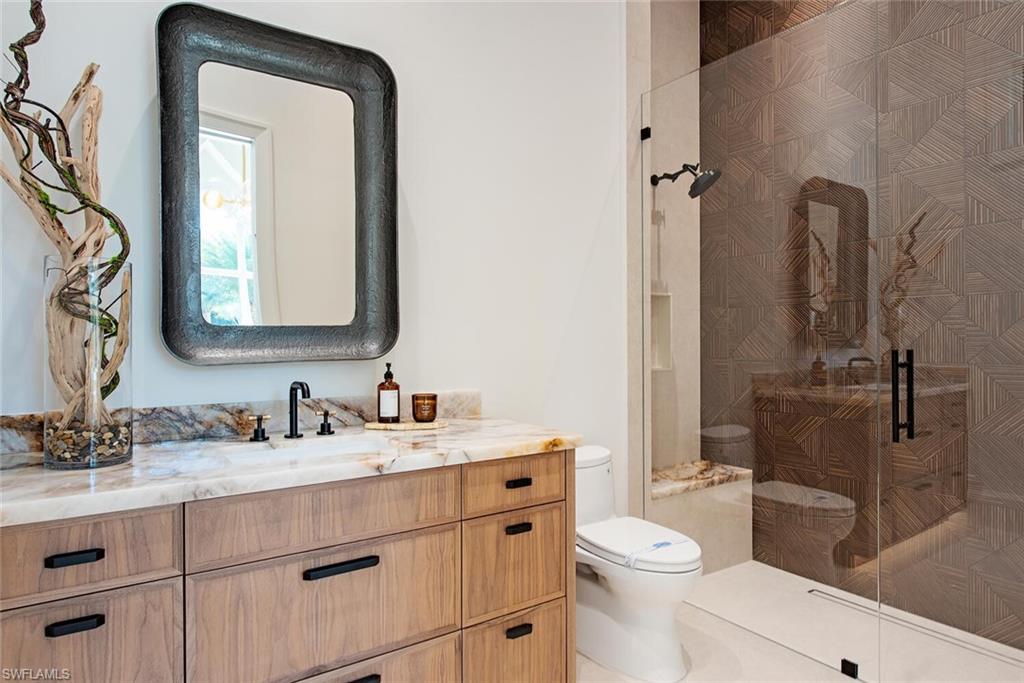 COACH HOUSE - Residential