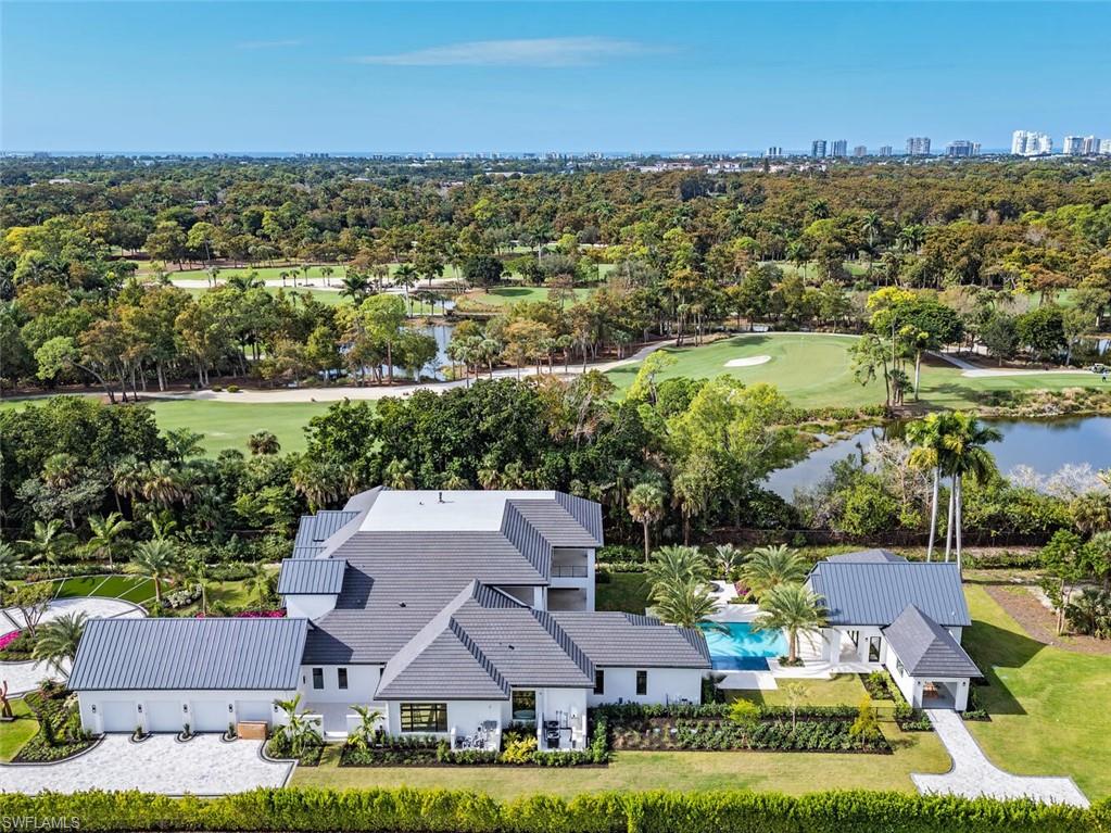 COACH HOUSE - Residential