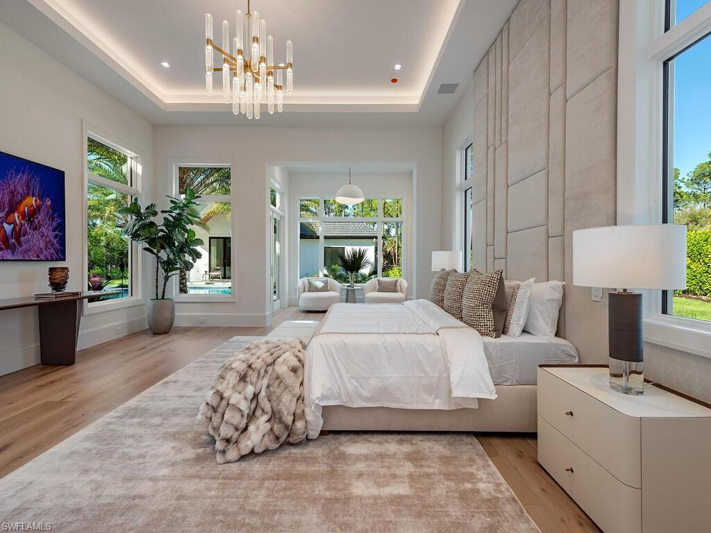 COACH HOUSE - Residential