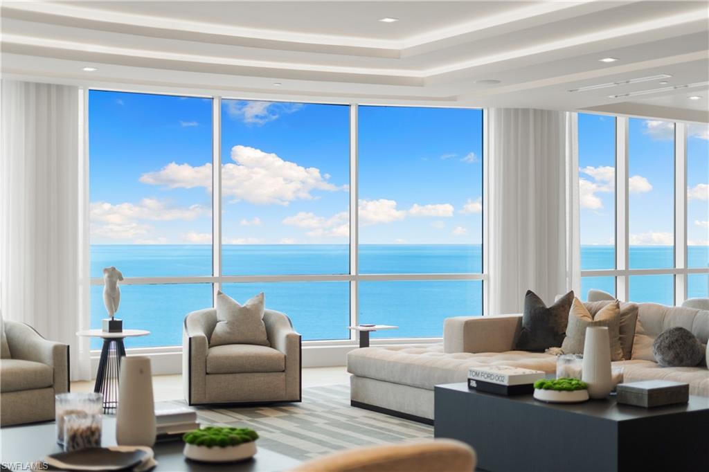 SEASONS AT NAPLES CAY - Residential