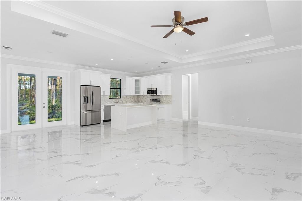 GOLDEN GATE ESTATES - Residential