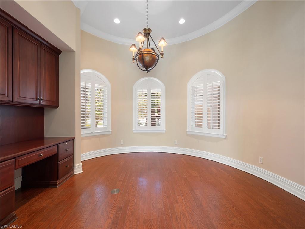 ST. CHARLES HARBOUR - Residential