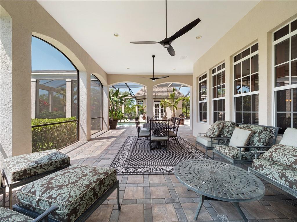 ST. CHARLES HARBOUR - Residential