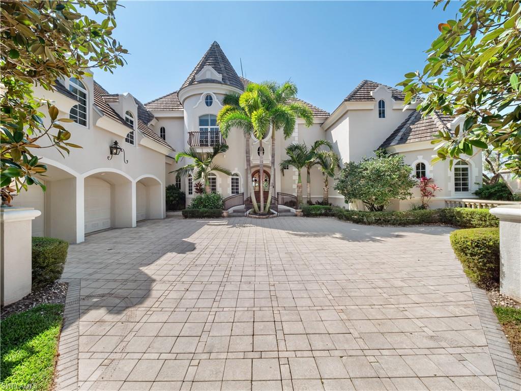 ST. CHARLES HARBOUR - Residential