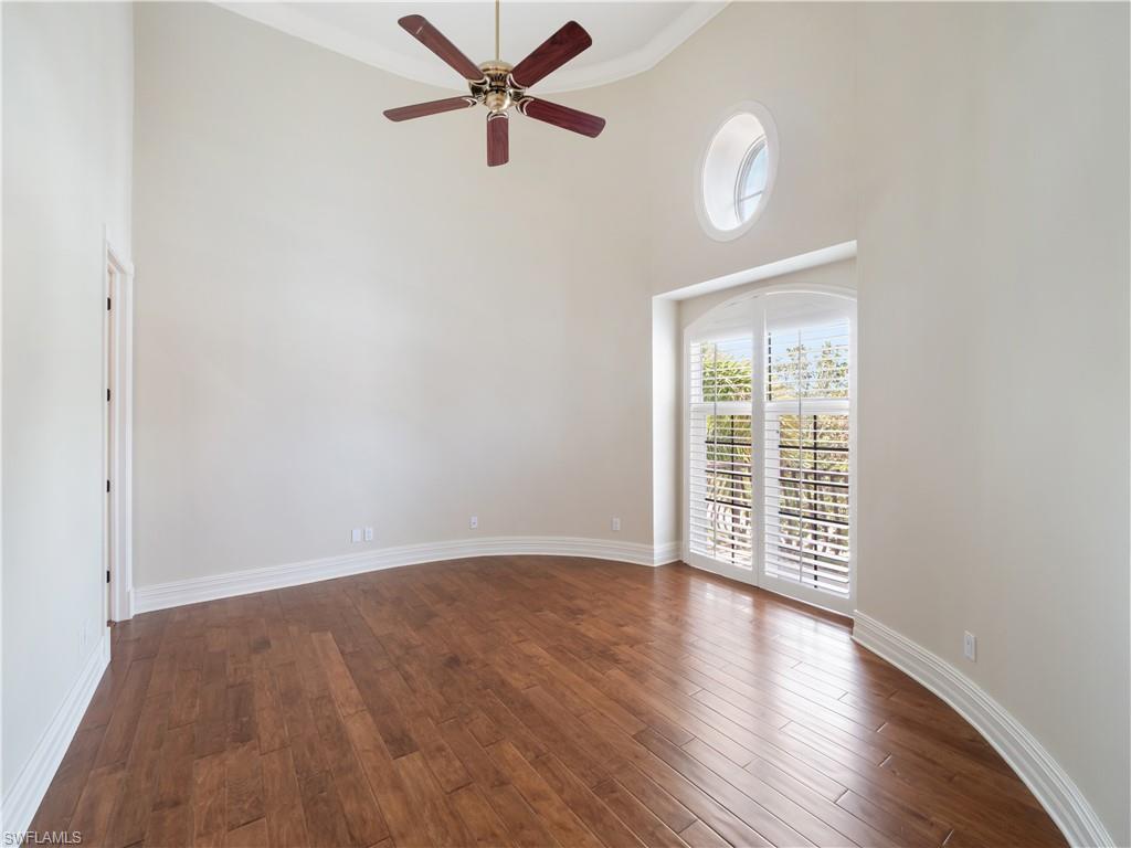 ST. CHARLES HARBOUR - Residential