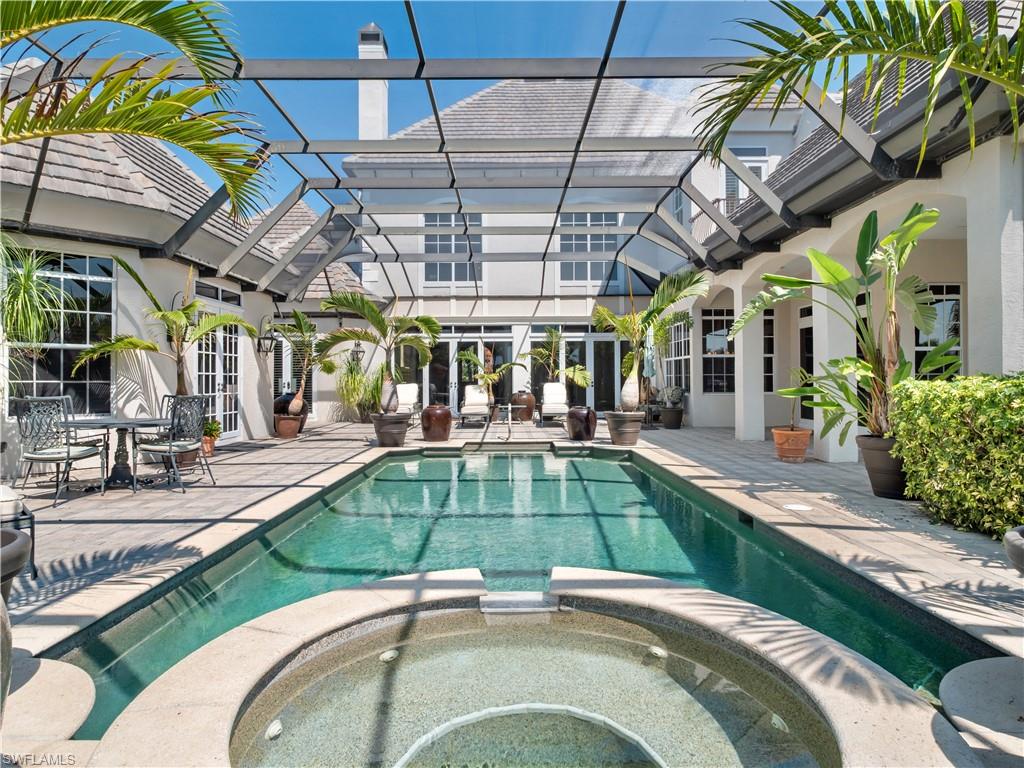 ST. CHARLES HARBOUR - Residential