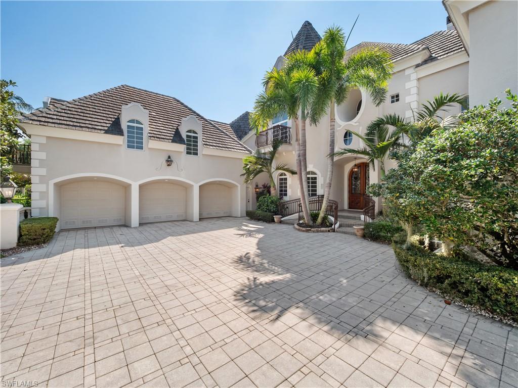 ST. CHARLES HARBOUR - Residential