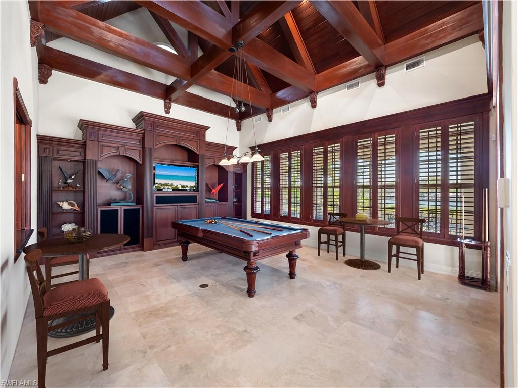 ST. CHARLES HARBOUR - Residential