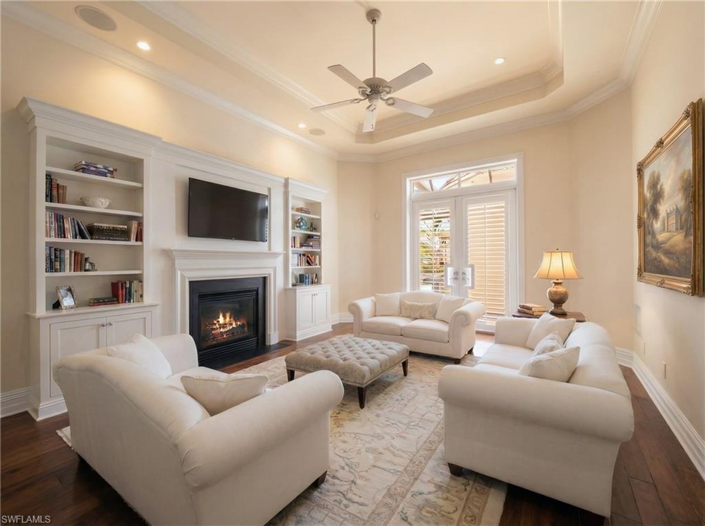 ST. CHARLES HARBOUR - Residential