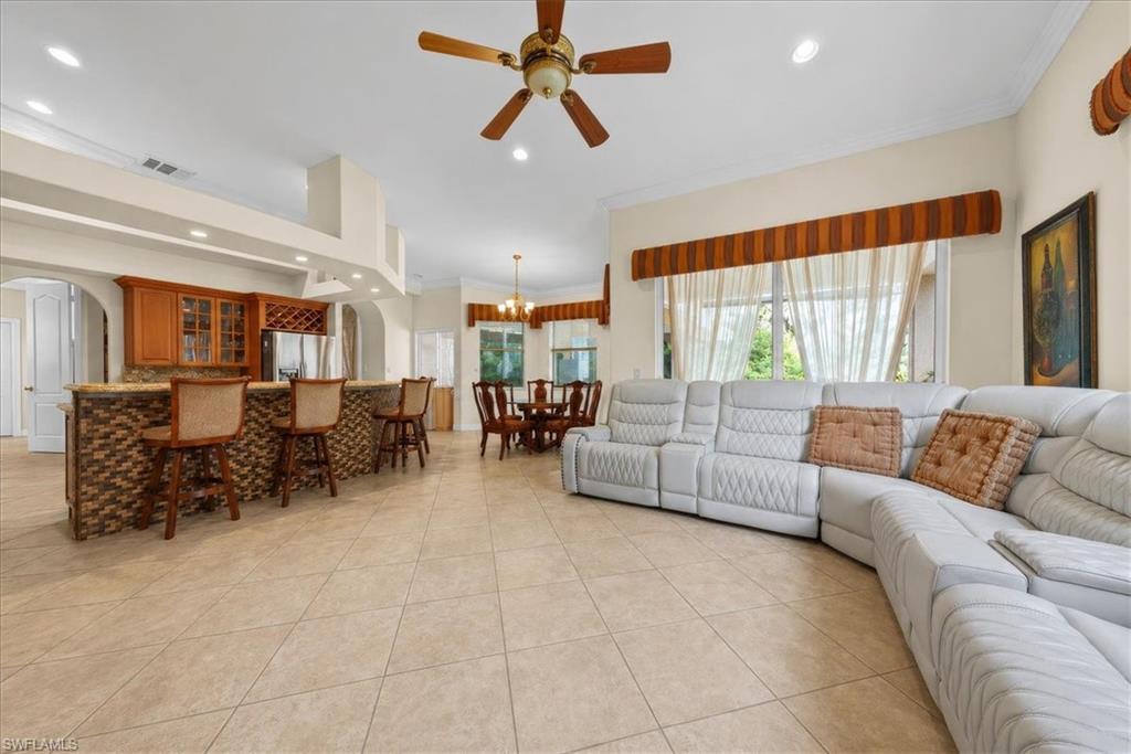 GOLDEN GATE ESTATES - Residential