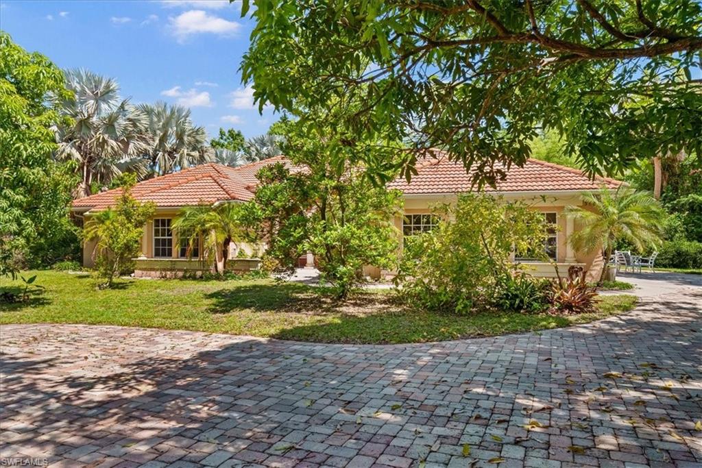 GOLDEN GATE ESTATES - Residential