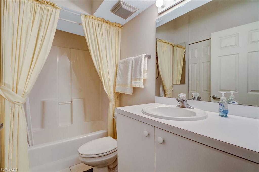 ROSEWOOD POINTE GARDEN - Residential