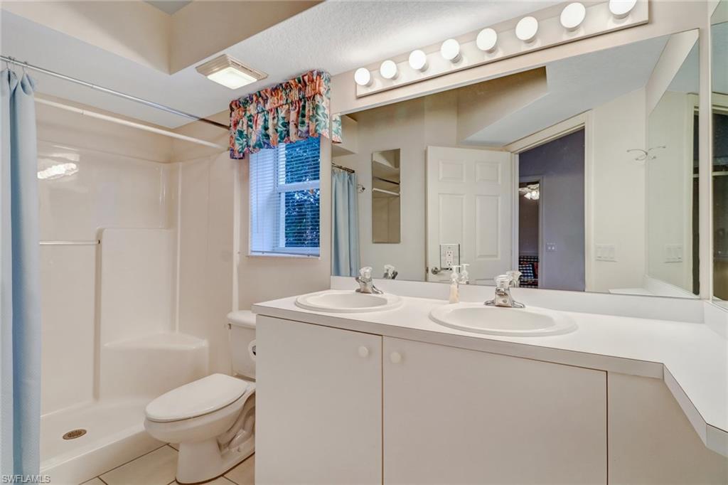 ROSEWOOD POINTE GARDEN - Residential