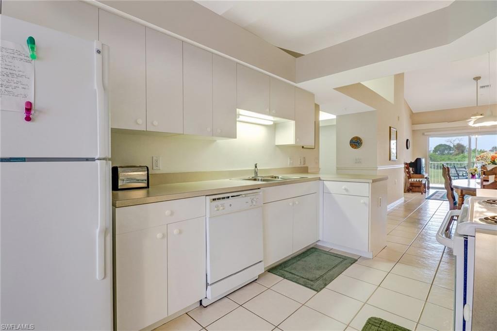 ROSEWOOD POINTE GARDEN - Residential