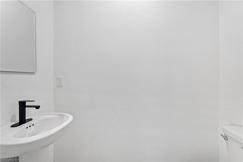 LEHIGH ESTATES - Residential