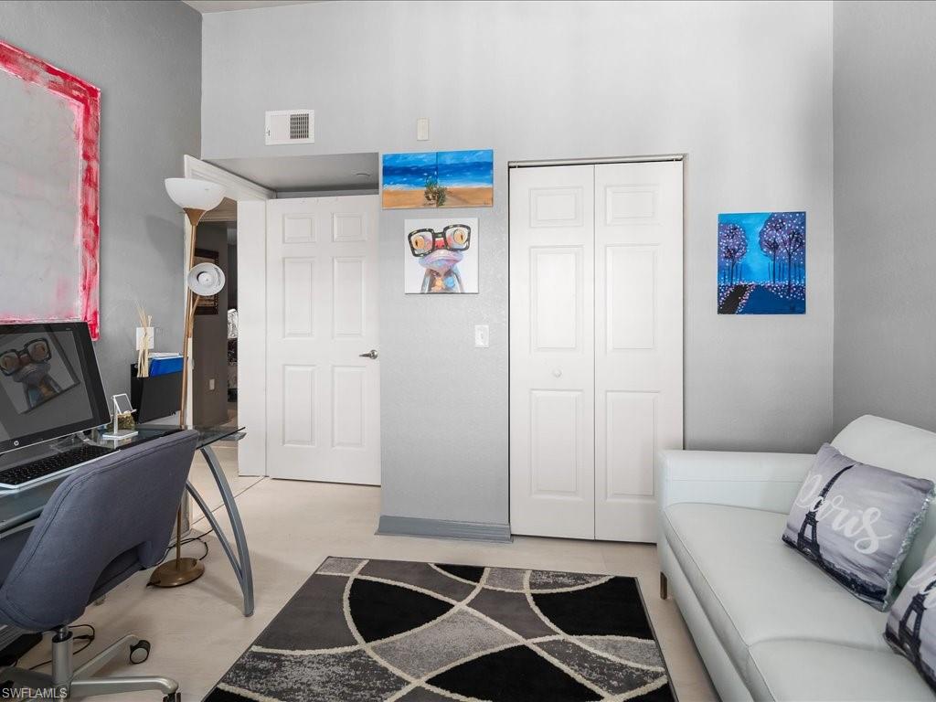 KEY ROYAL CONDOMINIUMS - Residential