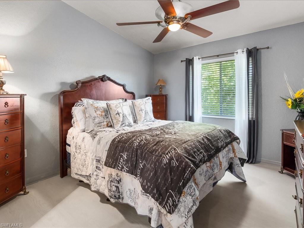 KEY ROYAL CONDOMINIUMS - Residential