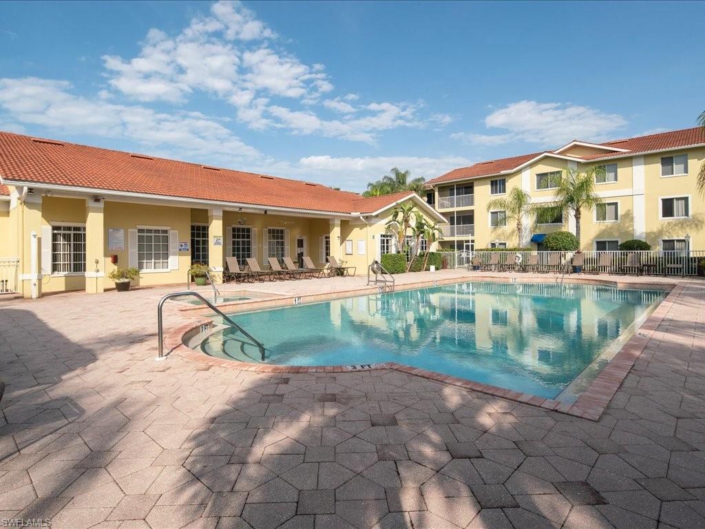 KEY ROYAL CONDOMINIUMS - Residential