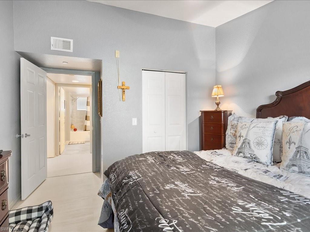 KEY ROYAL CONDOMINIUMS - Residential