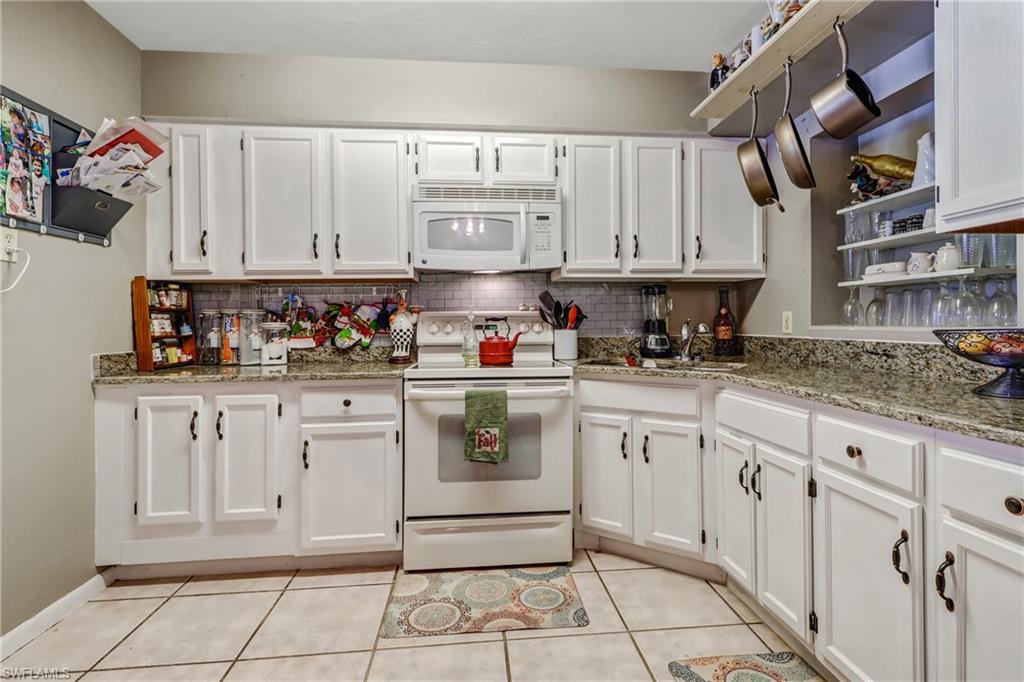 GOLDEN GATE CITY - Residential