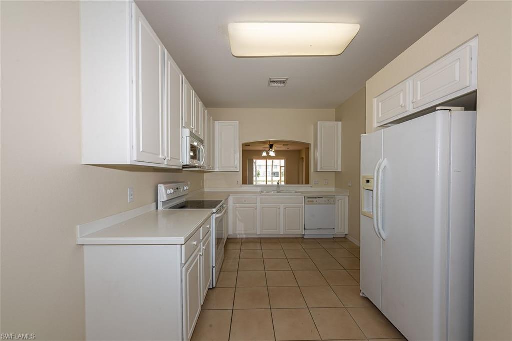 REFLECTION LAKES - Residential