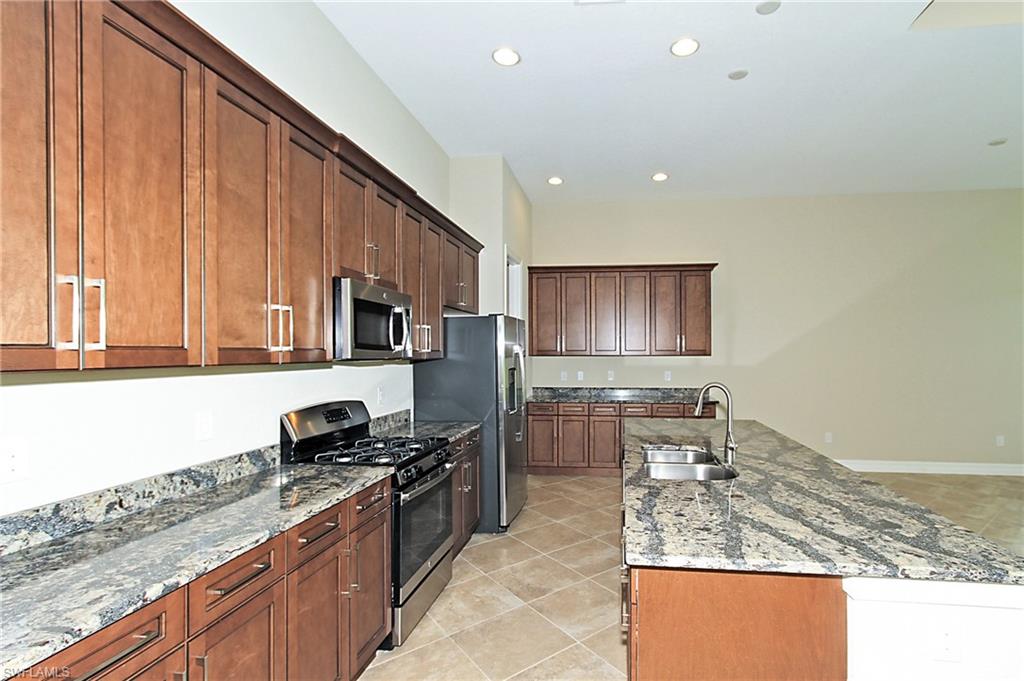 WILLOW BEND - Residential