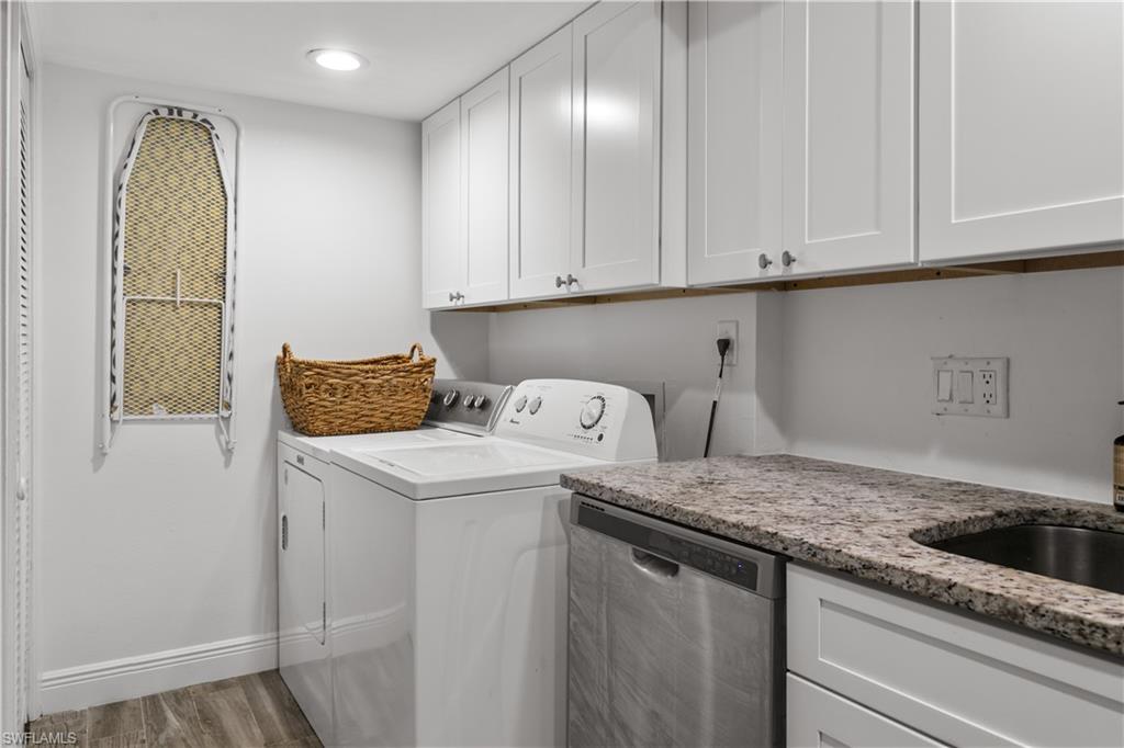 LAKEWOOD - Residential